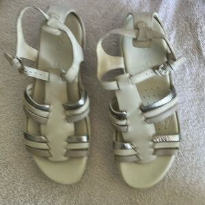Ecco sandal excellent condition